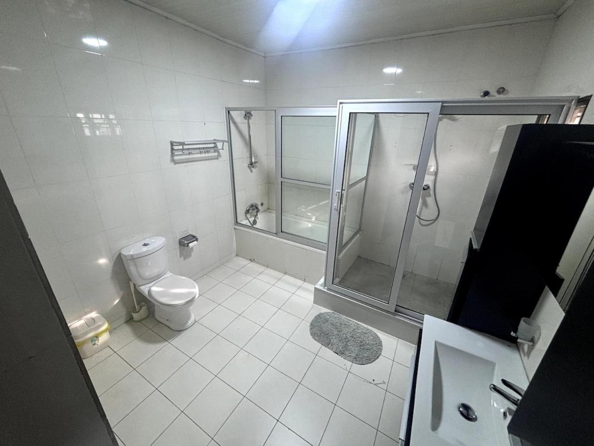 Takako Court Luxury Houses & Apartments, East Legon 아크라 외부 사진